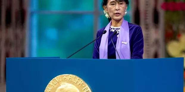 aung-san-suu-kyi-recoit-prix-nobel-paix